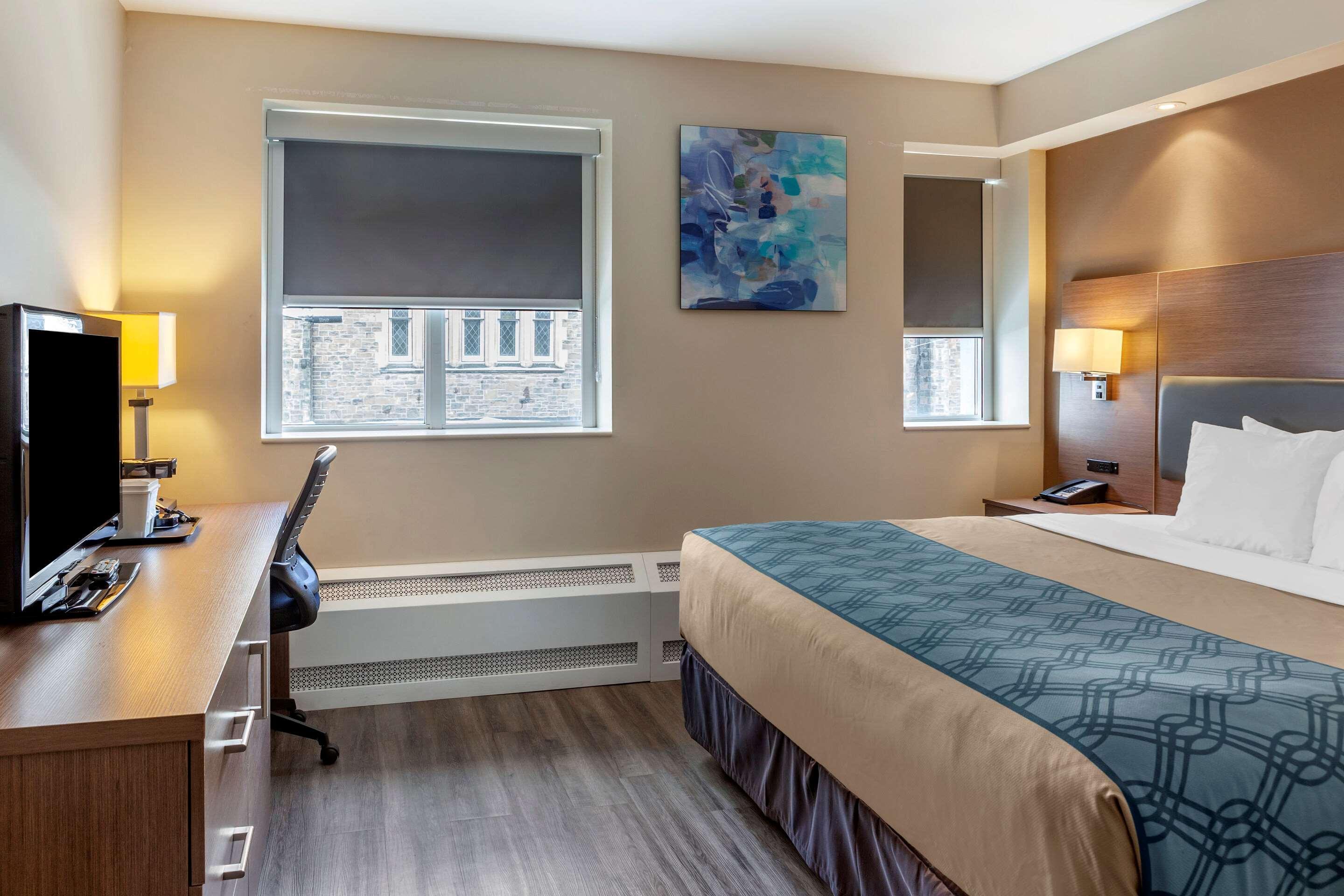 Econo Lodge Inn & Suites Downtown Toronto Exteriör bild
