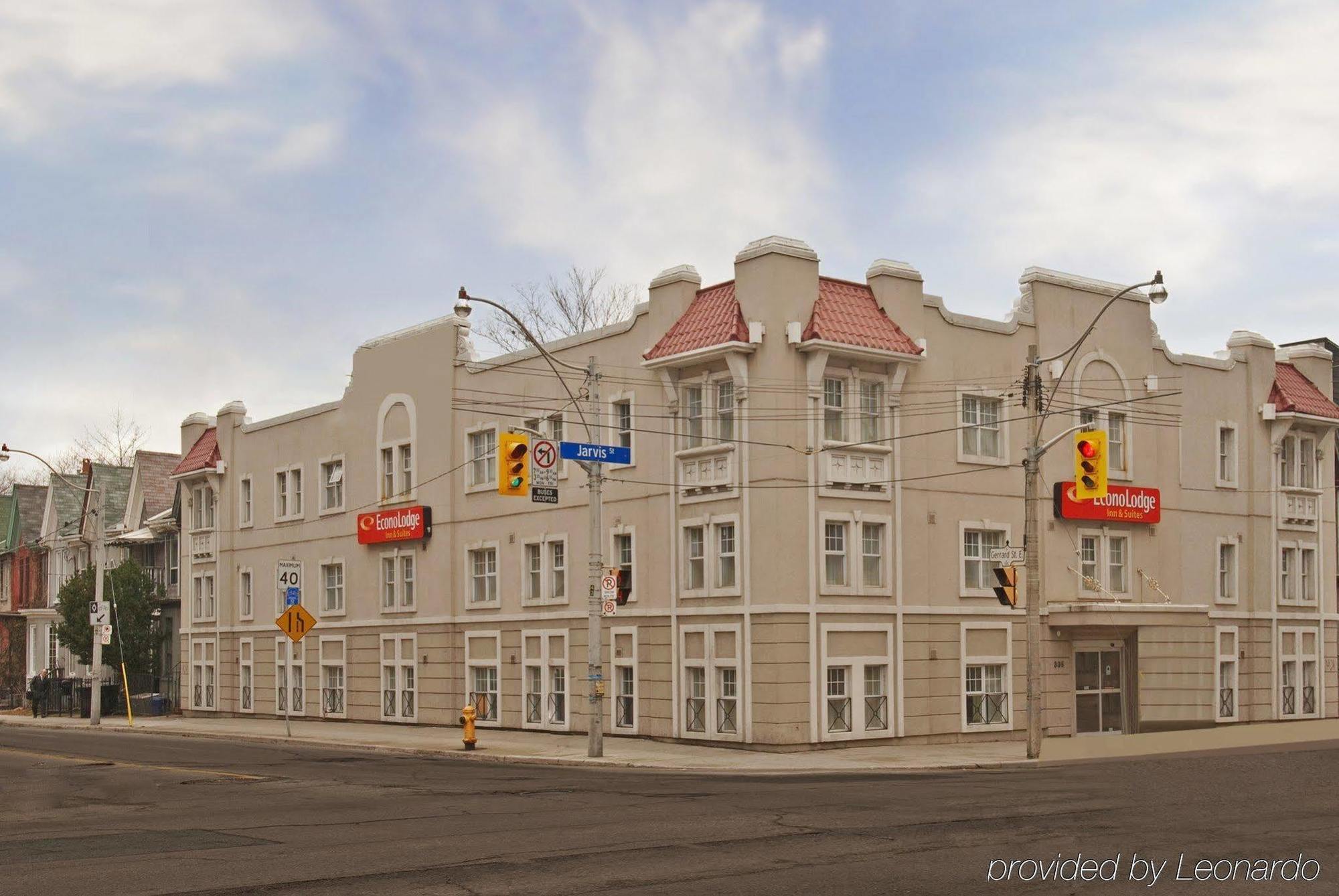 Econo Lodge Inn & Suites Downtown Toronto Exteriör bild